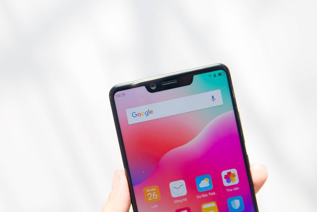 Дебютировал Sharp Aquos S3 High Edition с поддержкой быстрой зарядки Qi Дебютировал Sharp Aquos S3 High Edition с поддержкой быстрой зарядки Qi